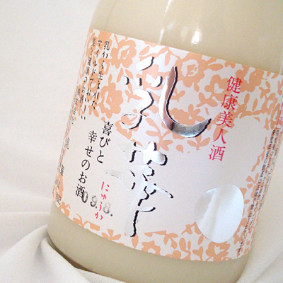 画像: 【ミルクのお酒】乳華　300mlサイズ（プラスチックケース入り）